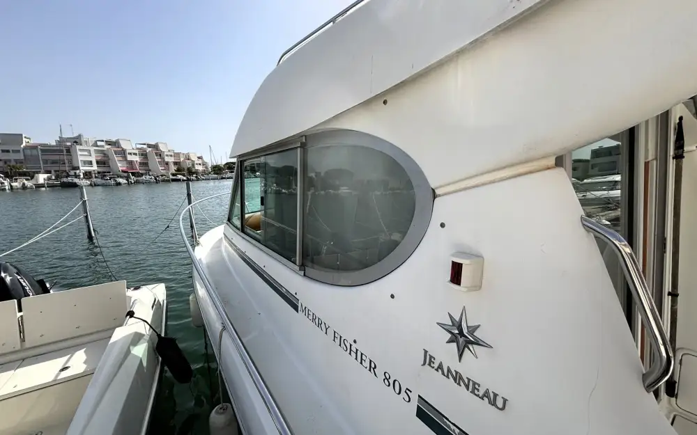 slider 13 Jeanneau Merry Fisher 805