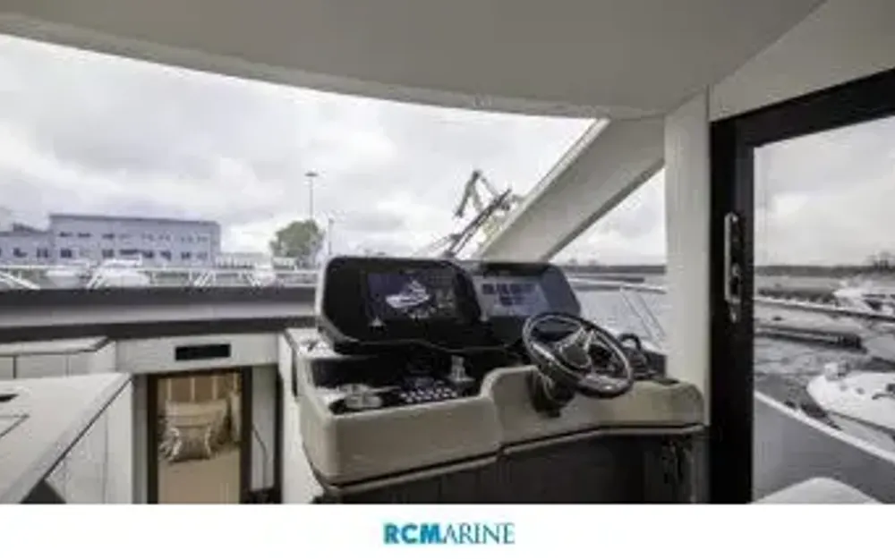 slider 21 Galeon  560 Fly - null