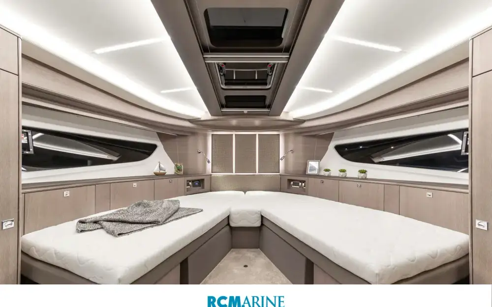 slider 7 Galeon  400 Fly