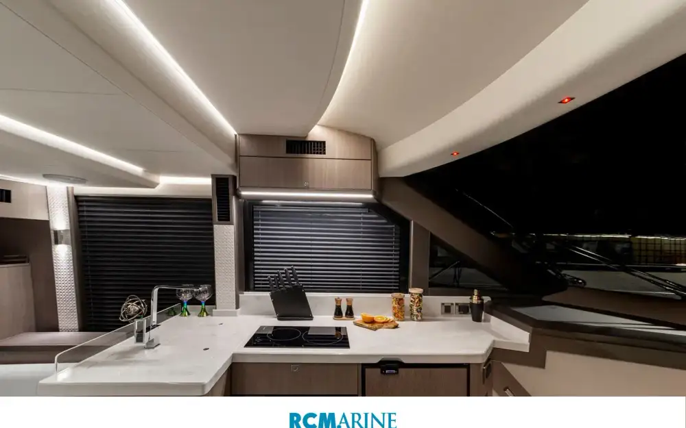 slider 8 Galeon  400 Fly