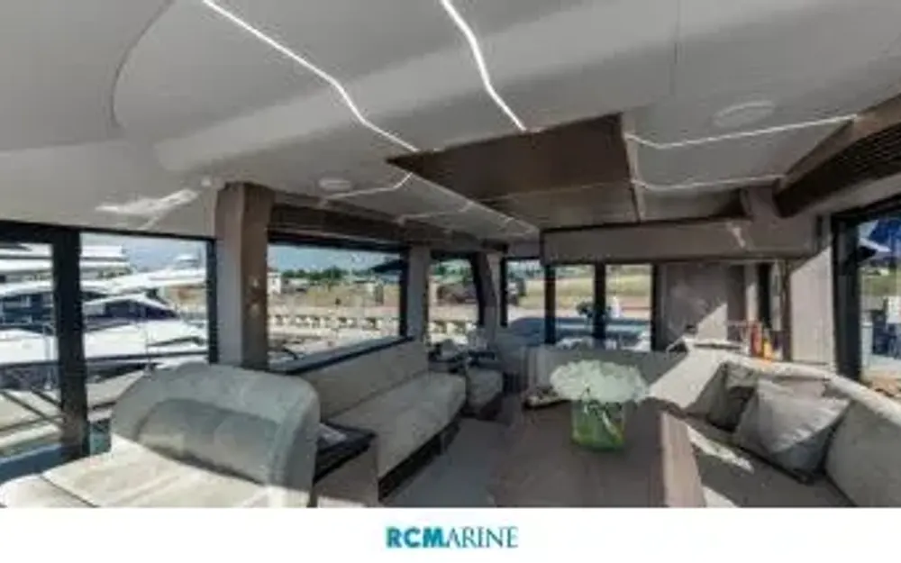 slider 10 Galeon  560 Fly