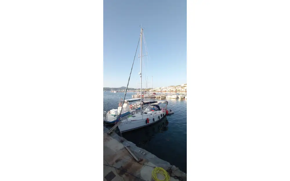 slider 1 Beneteau Oceanis 343 Clipper