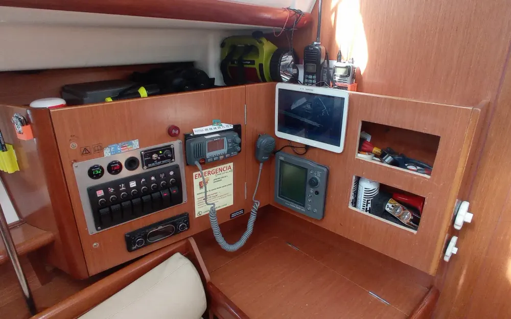 slider 6 Beneteau Oceanis 343 Clipper - null