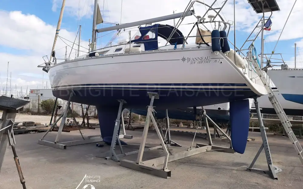 slider 1 Jeanneau Sun Odyssey 36.2