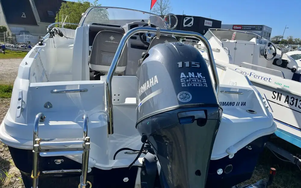 slider 3 Jeanneau Cap Camarat 5.5 WA Serie 2