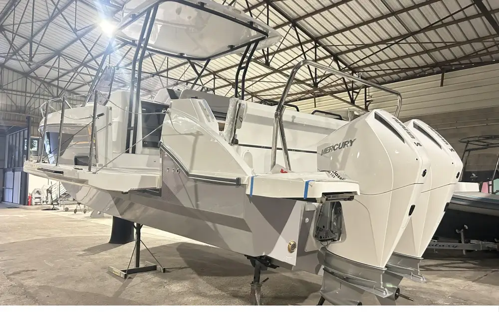 slider 2 Beneteau Flyer 9 Sundeck