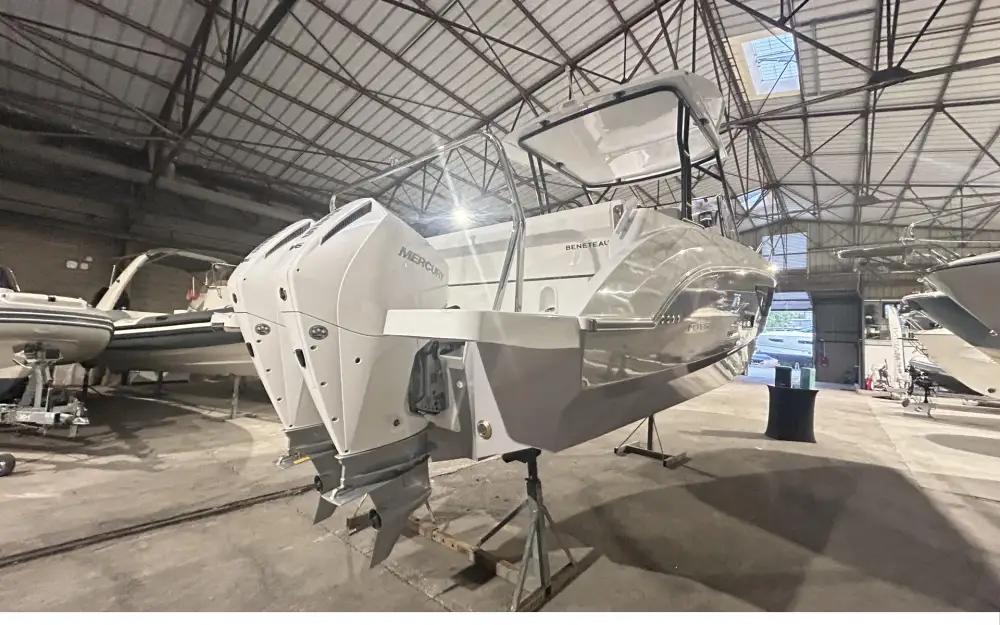 slider 3 Beneteau Flyer 9 Sundeck