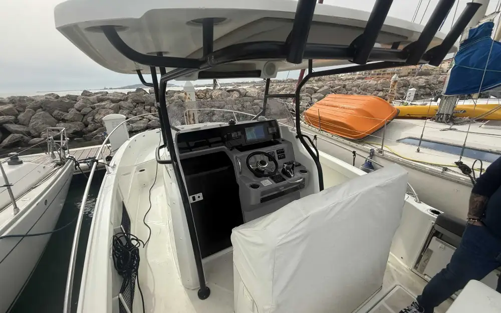 slider 15 Jeanneau Cap Camarat 9.0 CC