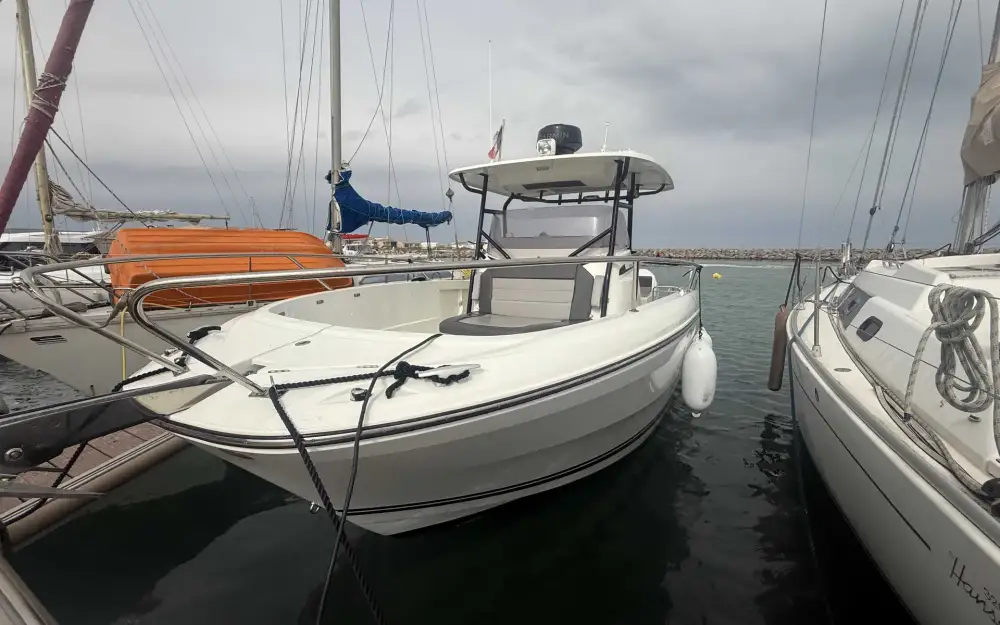 slider 3 Jeanneau Cap Camarat 9.0 CC