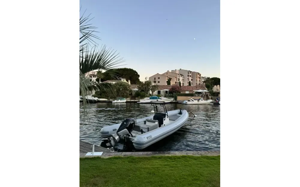 slider 1 Sea Water Phantom 280 - null