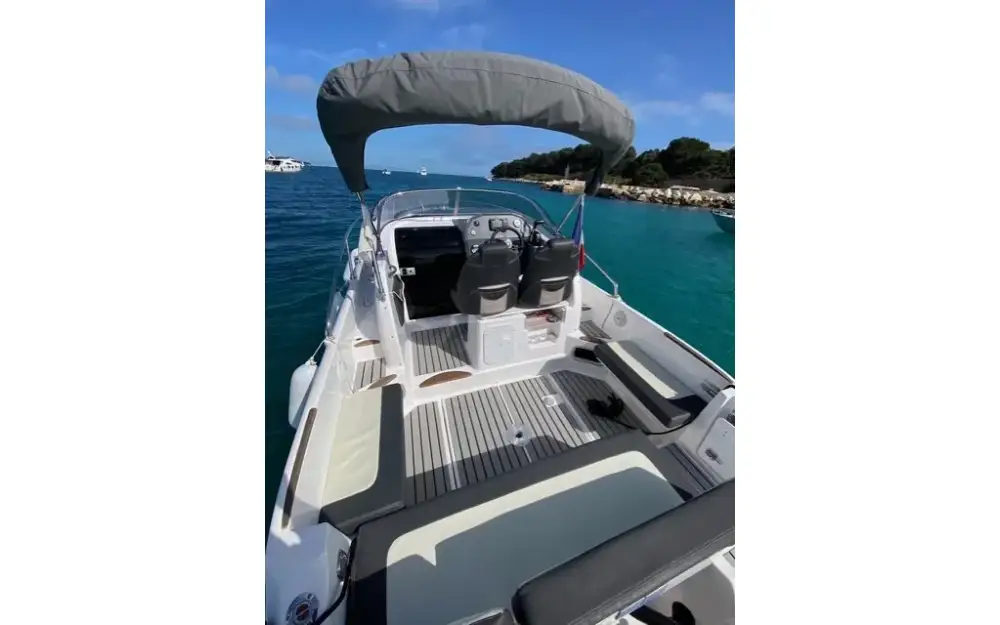 slider 3 B2 Marine Cap Ferret 752 Day Cruiser