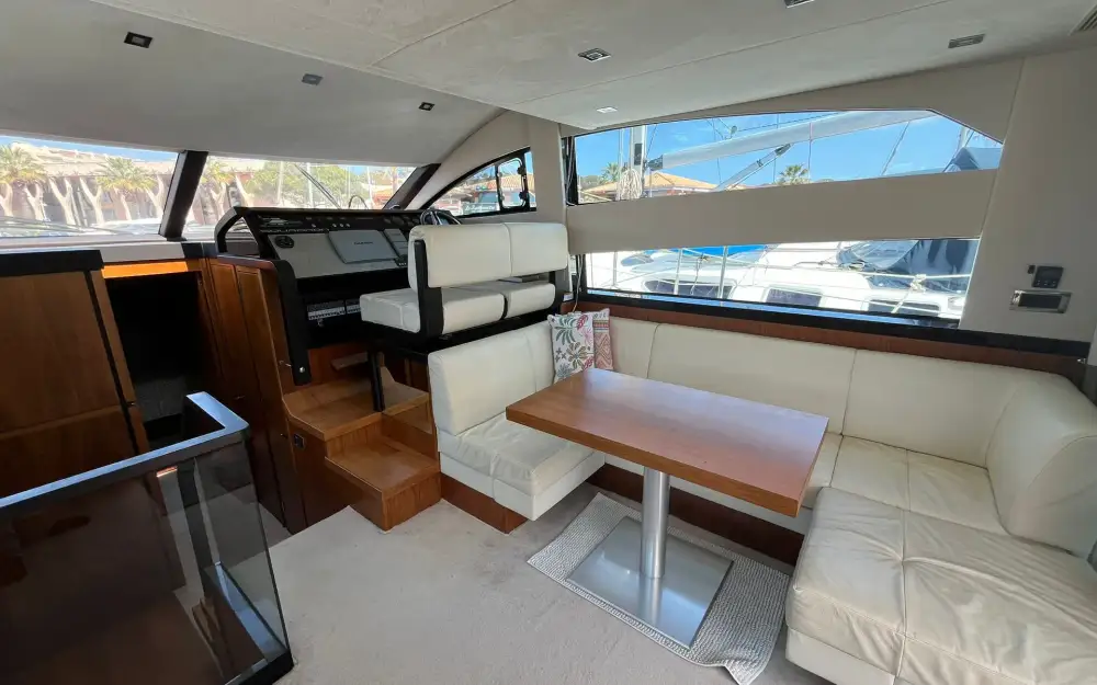 slider 15 Fairline Squadron 42