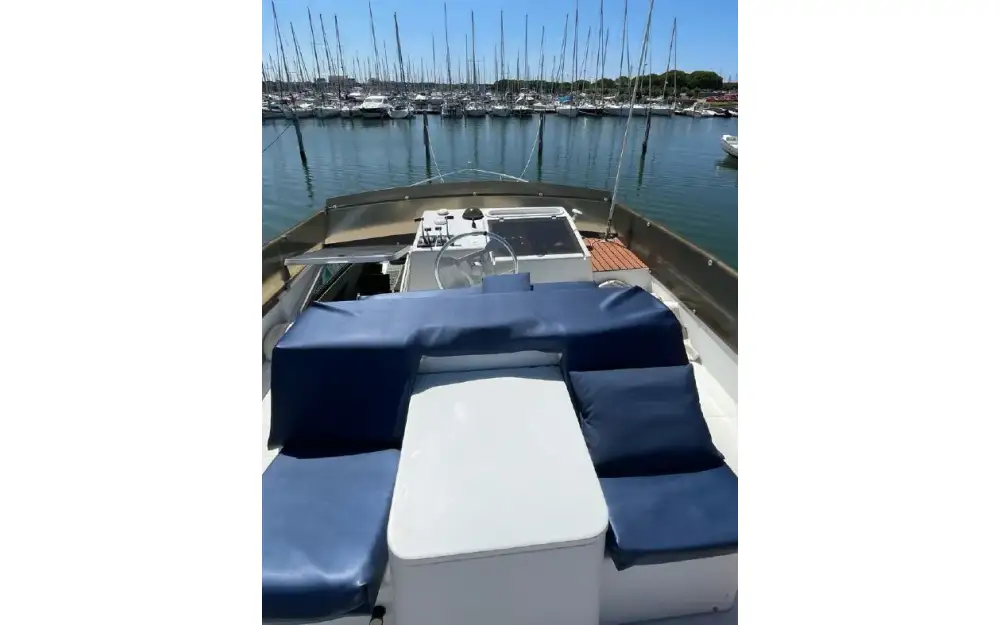 slider 9 Ferretti Altura 44