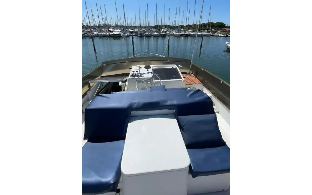 slider 9 Ferretti Altura 44 - null