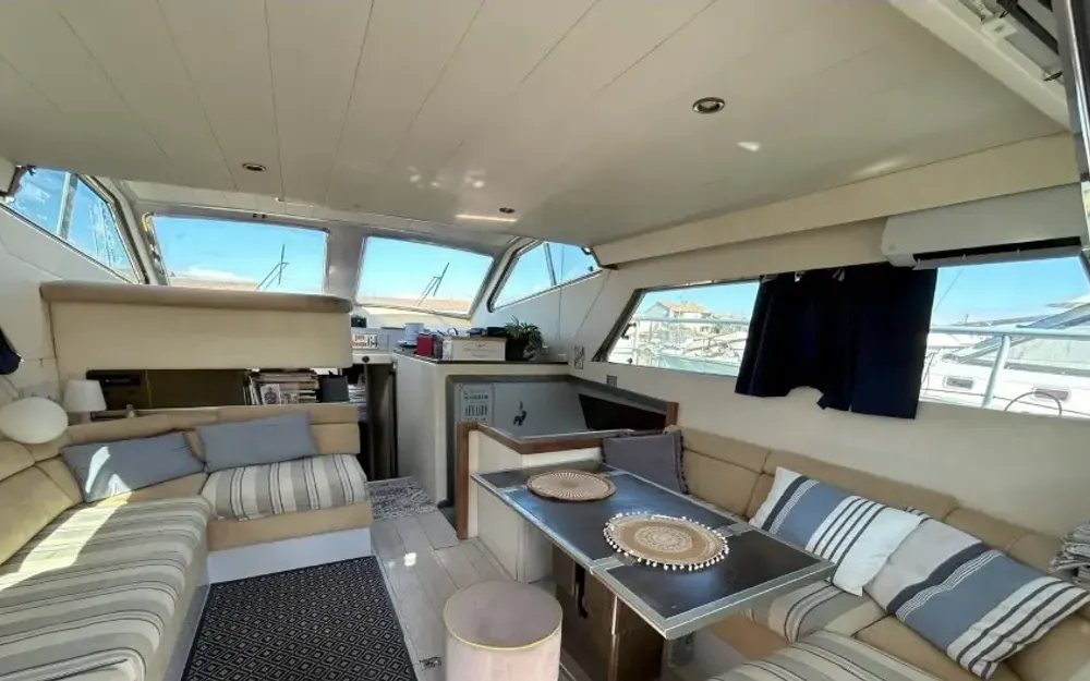 slider 1 Ferretti Altura 44 - null