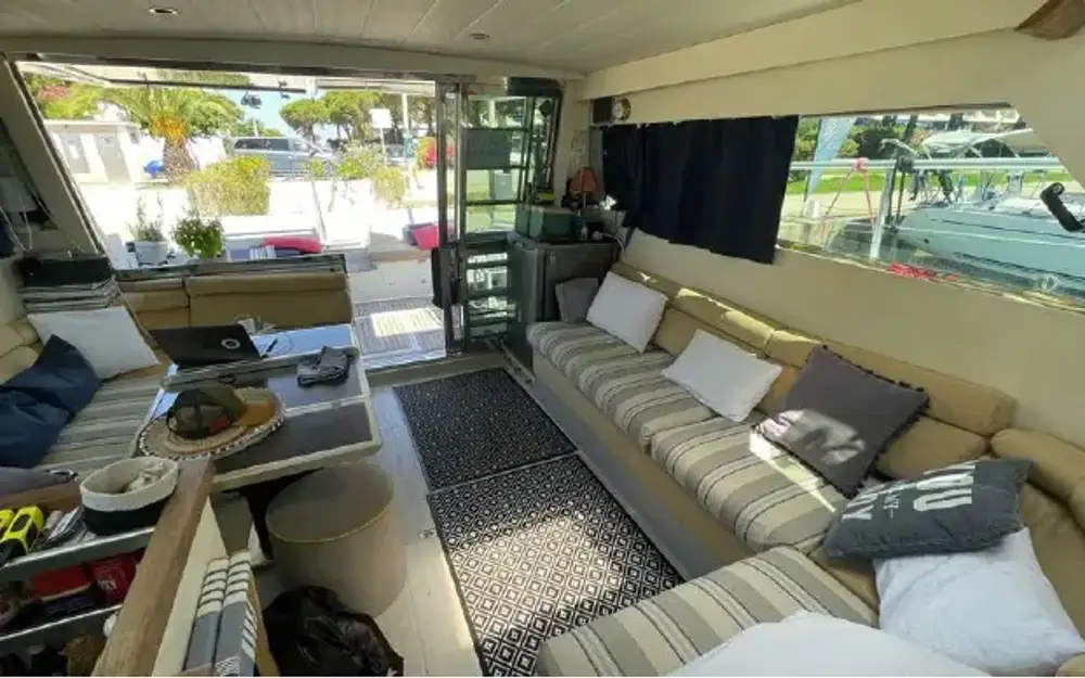 slider 8 Ferretti Altura 44