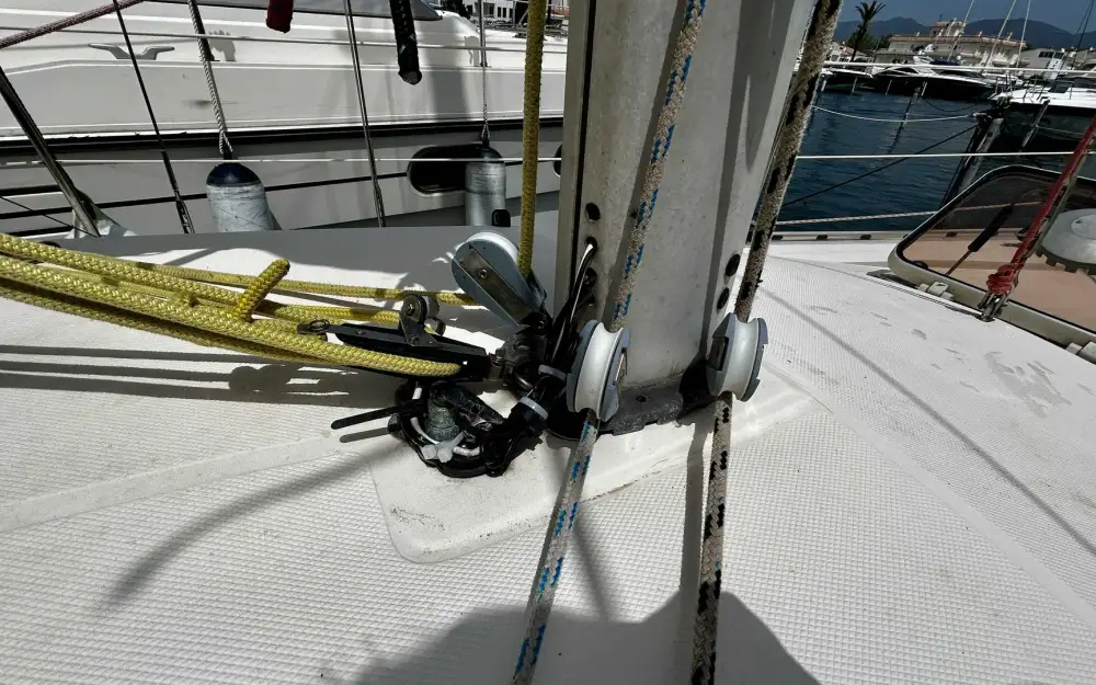 slider 14 Jeanneau Rush