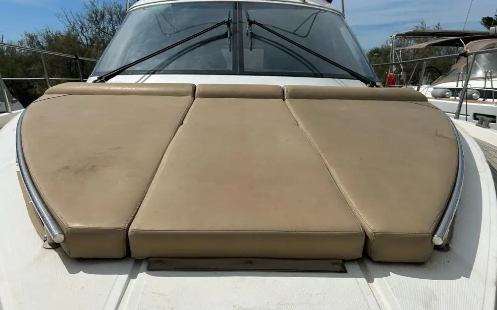 slider 12 Sealine  F 42