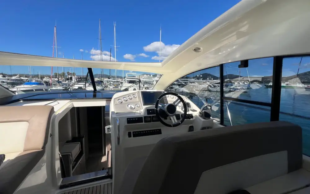 slider 1 Jeanneau Prestige 440 S