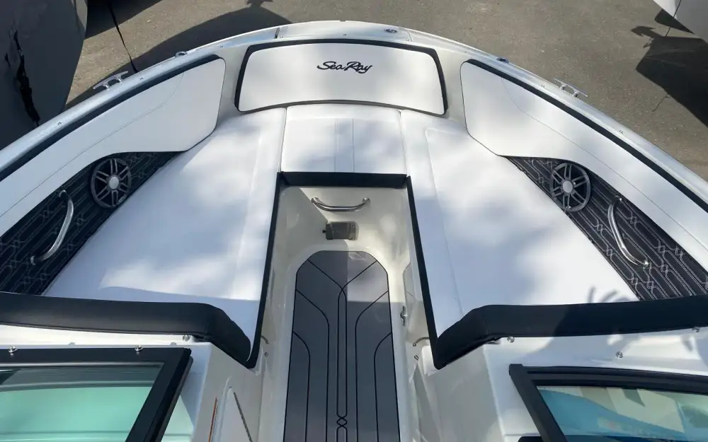 slider 11 Sea Ray  190 SPX