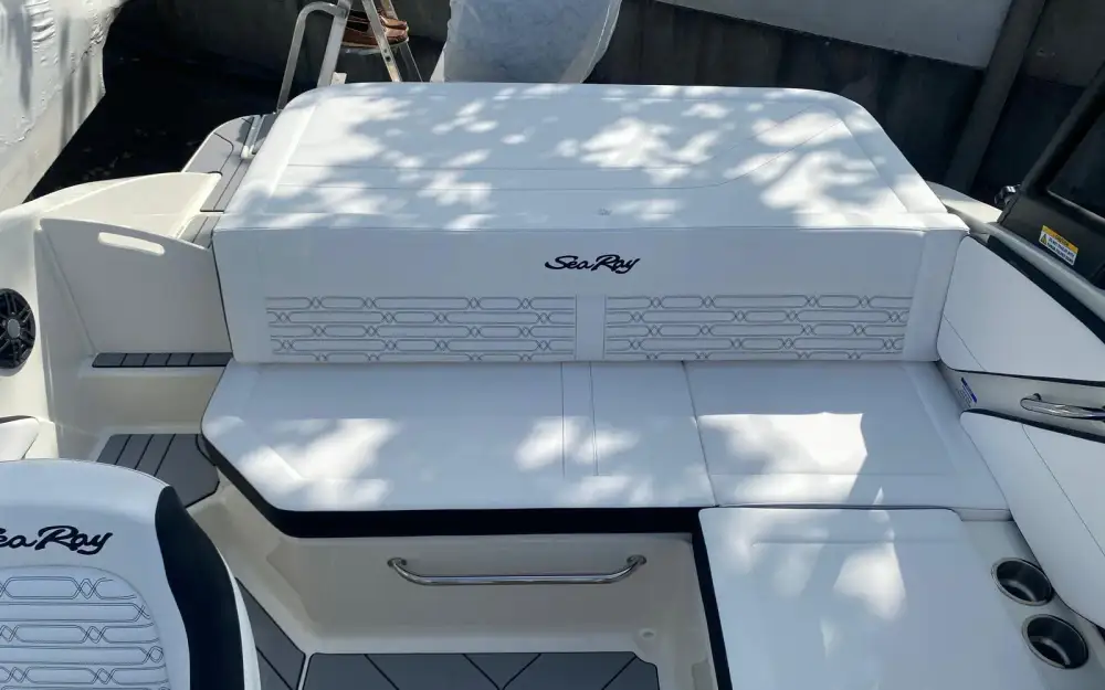 slider 8 Sea Ray  190 SPX