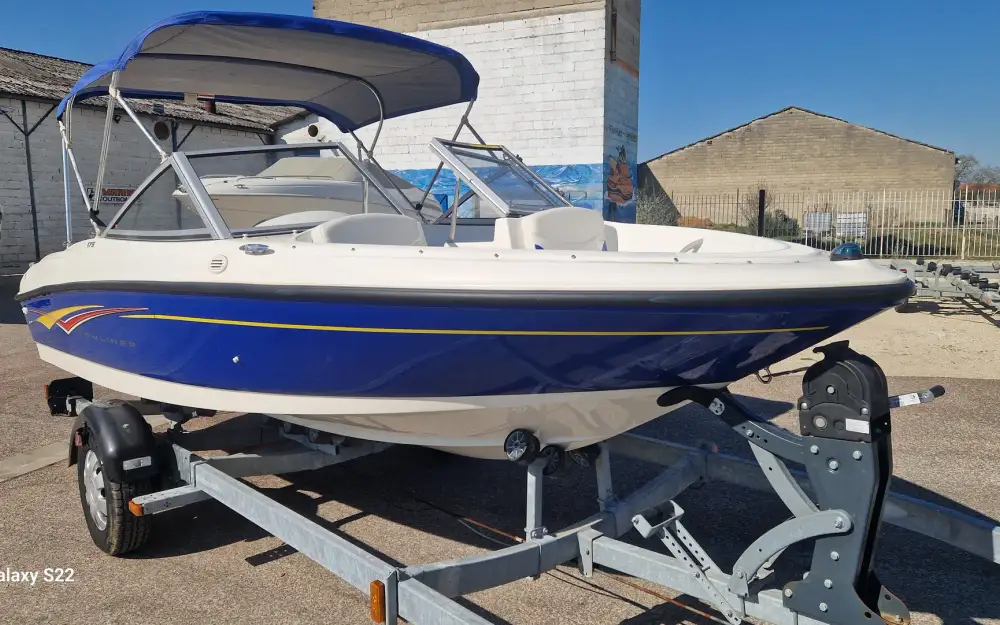 slider 1 Bayliner  175
