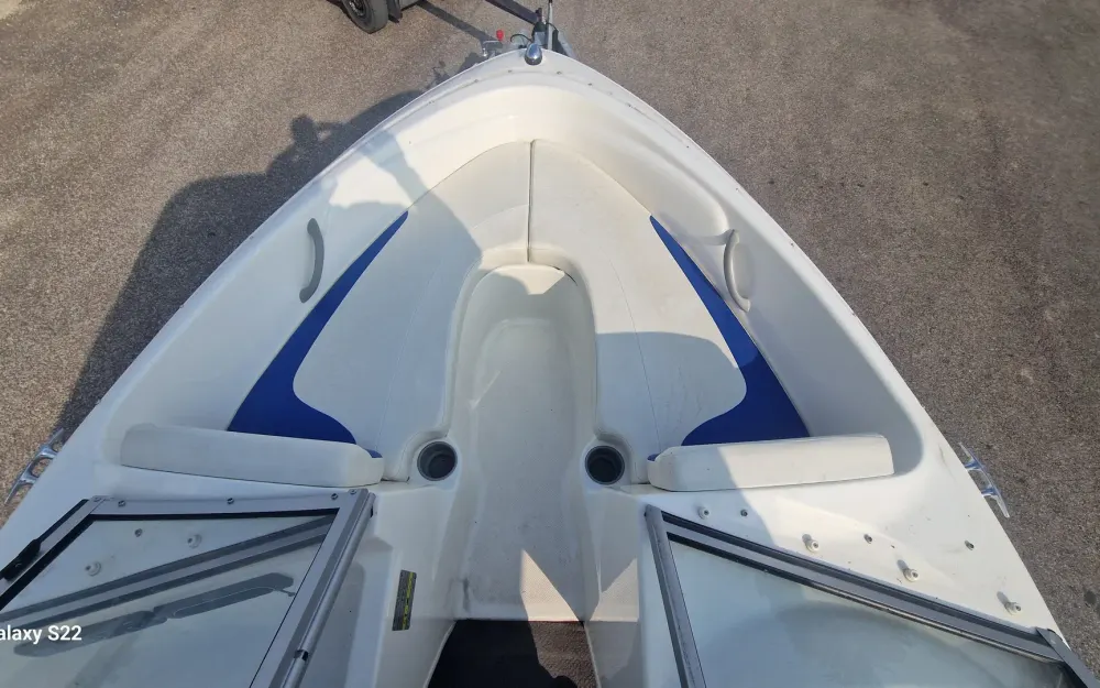 slider 4 Bayliner  175 - null