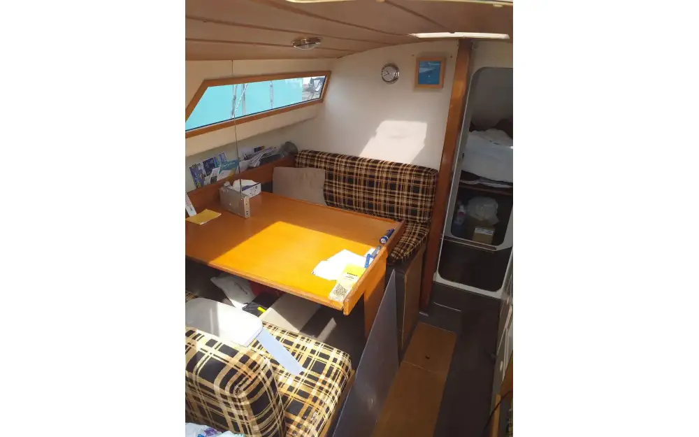 slider 3 Beneteau Escapade 28