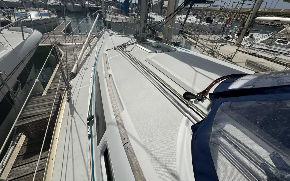 slider 13 Jeanneau Sun Odyssey 32 Legend