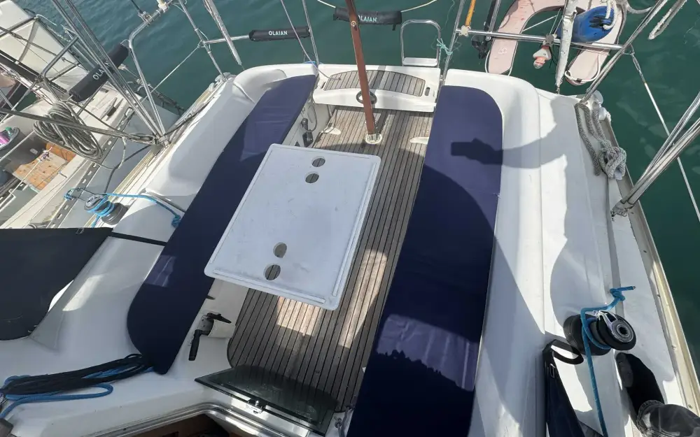 slider 17 Jeanneau Sun Odyssey 32 Legend