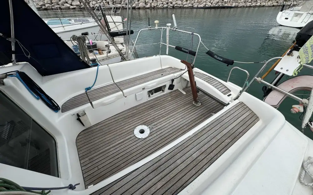 slider 2 Jeanneau Sun Odyssey 32 Legend