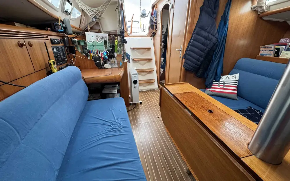 slider 8 Jeanneau Sun Odyssey 32 Legend