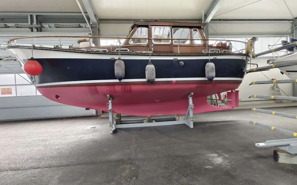 slider 4 Siltala Yachts Nauticat 33