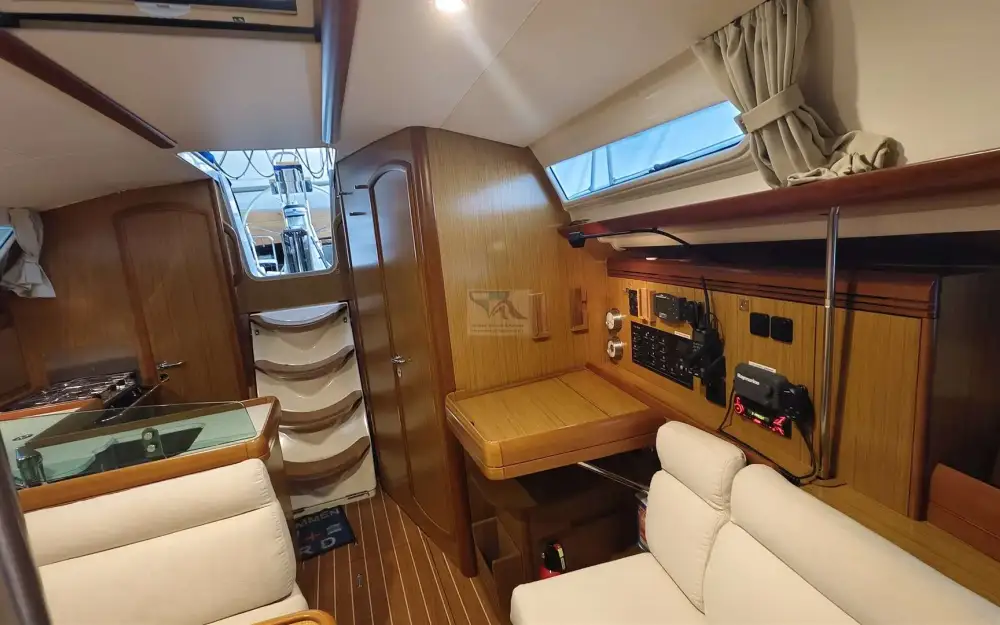 slider 23 Jeanneau Sun Odyssey 36 i