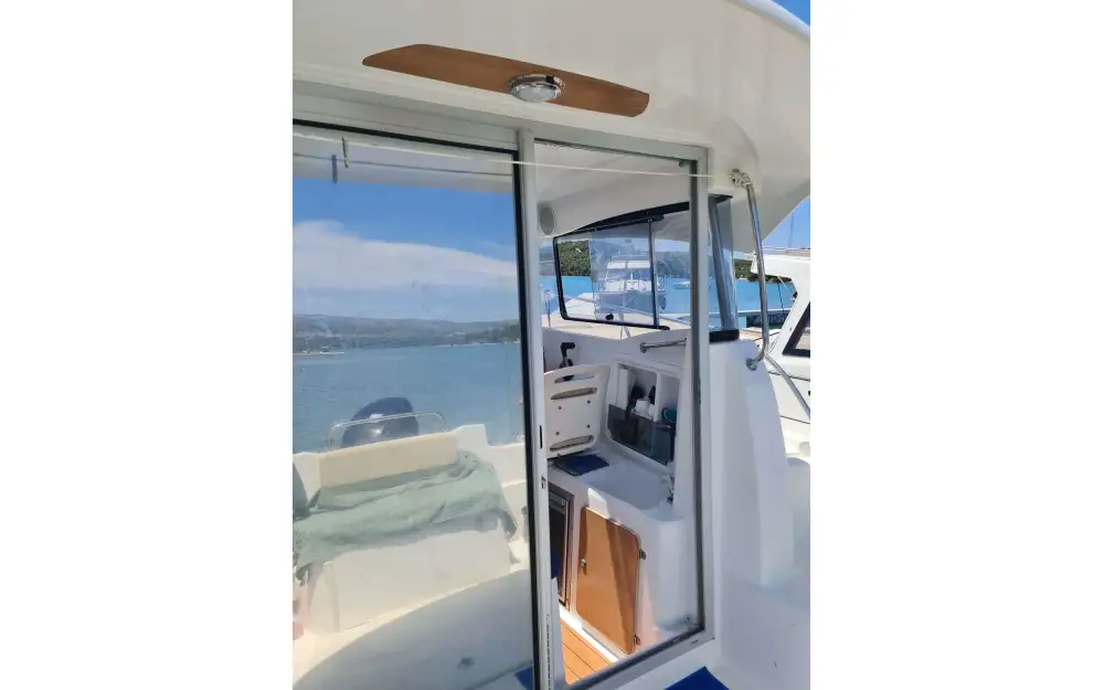 slider 9 Beneteau Antares 750 HB