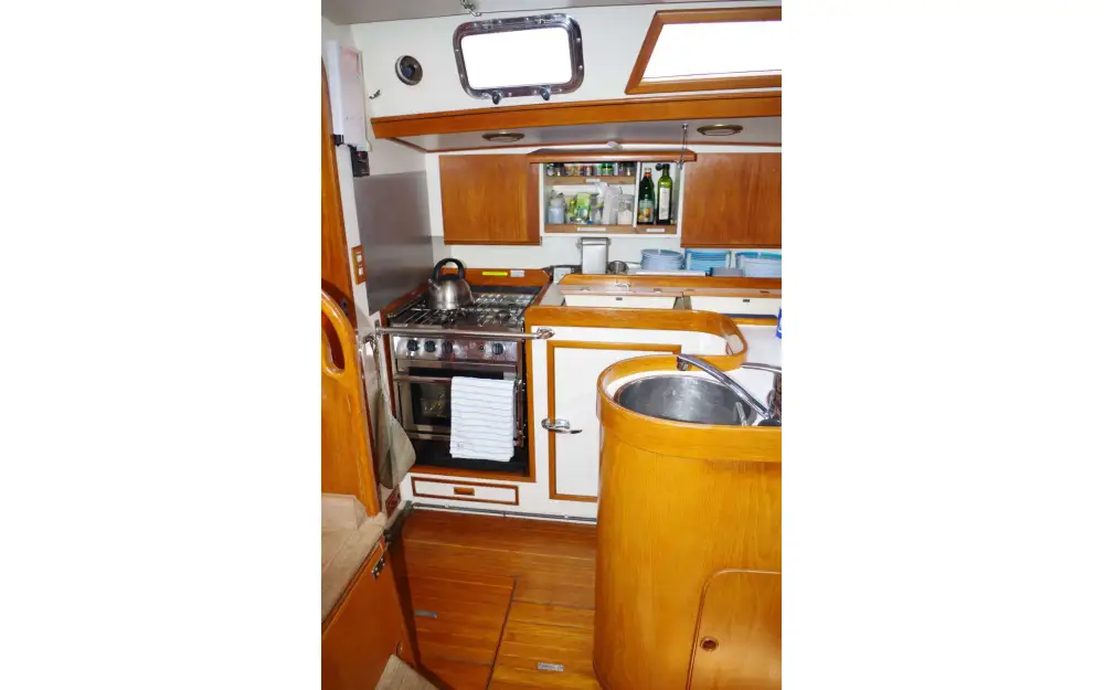 slider 10 Hylas Yachts Hylas 51