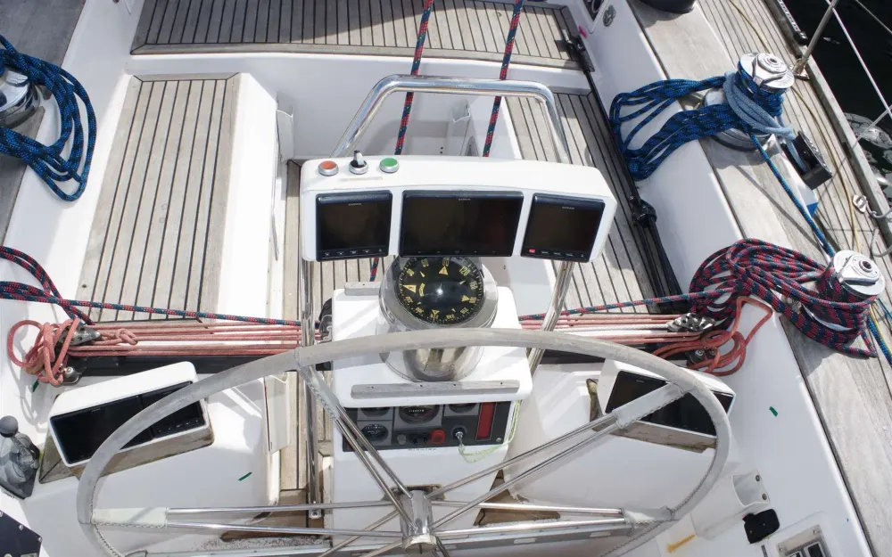 slider 5 Hylas Yachts Hylas 51 - null