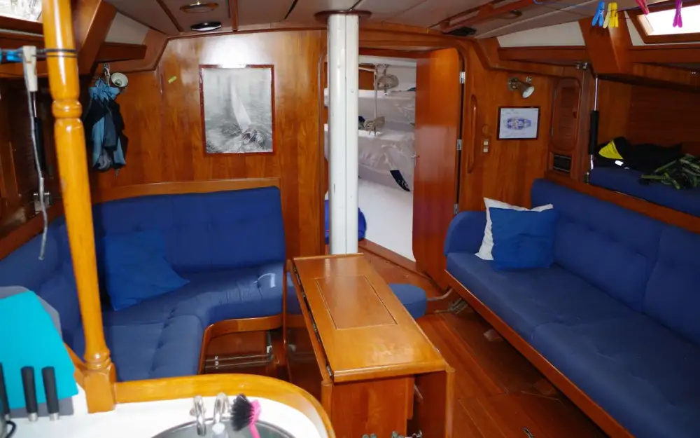 slider 7 Hylas Yachts Hylas 51