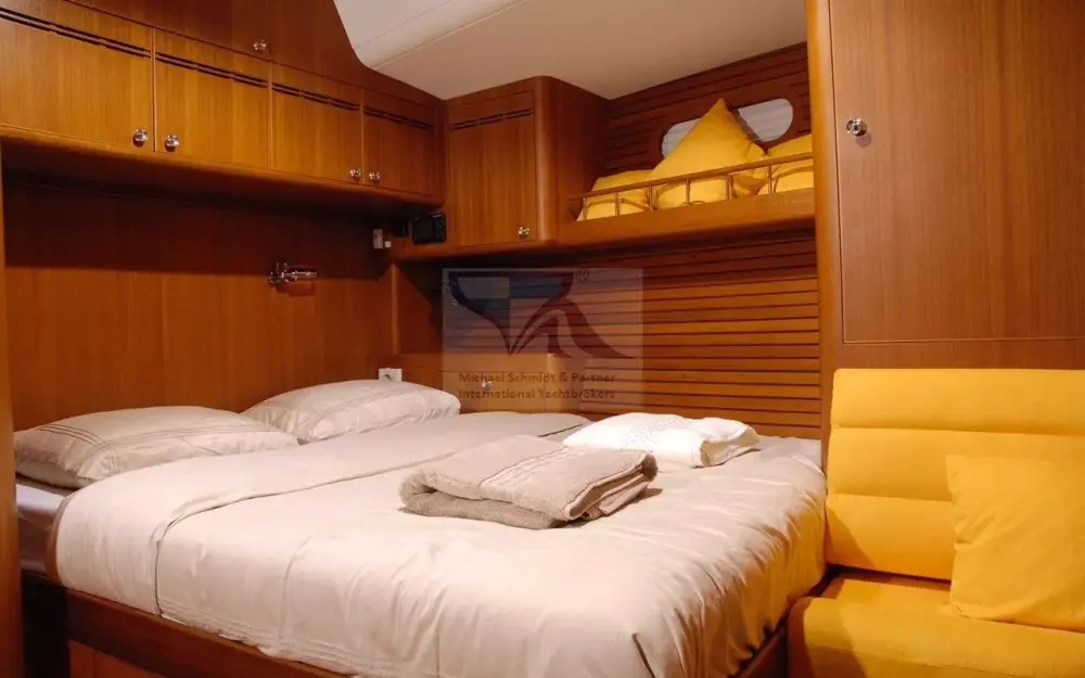 slider 14 X-Yachts X-73