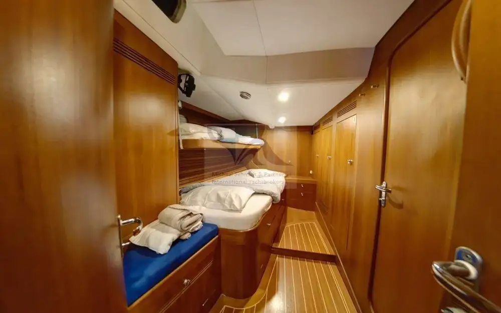 slider 22 X-Yachts X-73