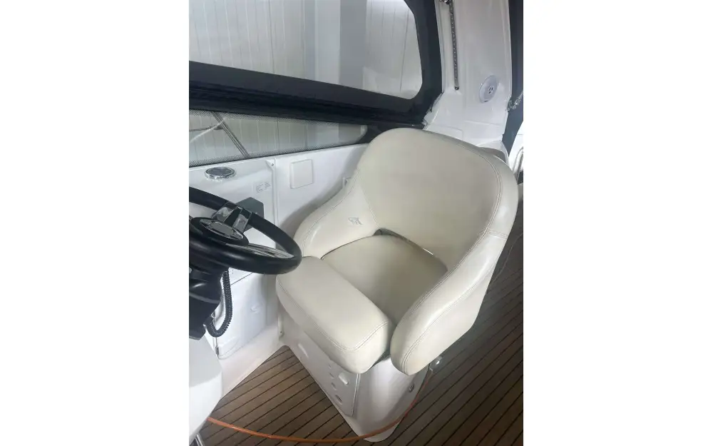 slider 8 Bavaria Sport 28
