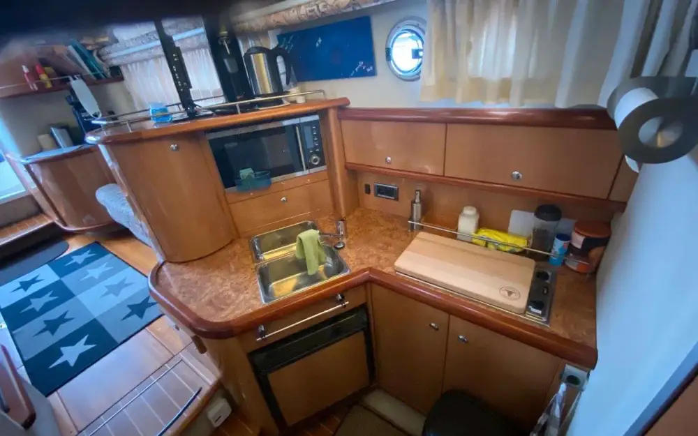slider 15 Sealine  360