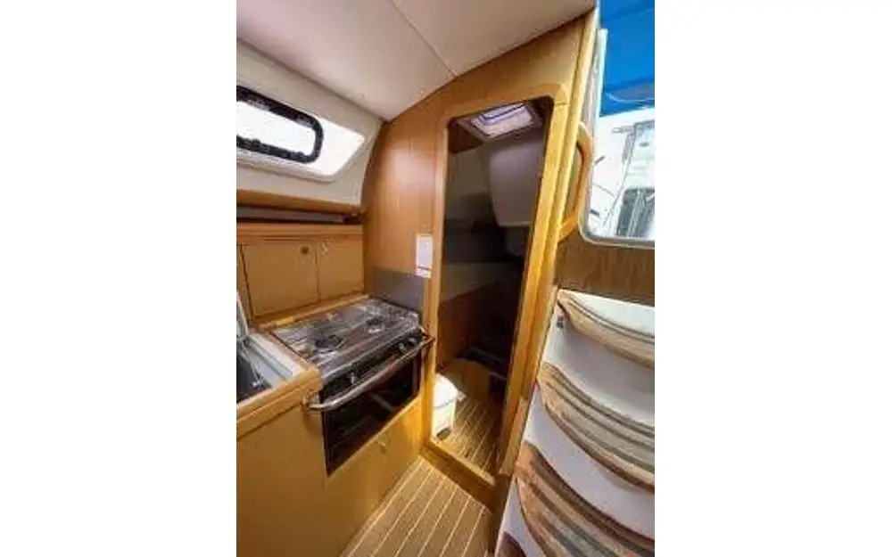slider 23 Jeanneau Sun Odyssey 36 i
