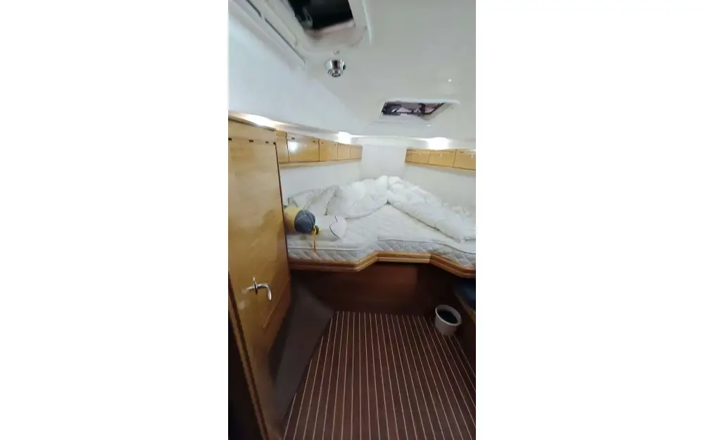 slider 10 Bavaria  37 Cruiser