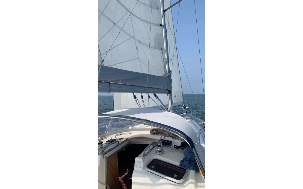 slider 2 Bavaria  37 Cruiser