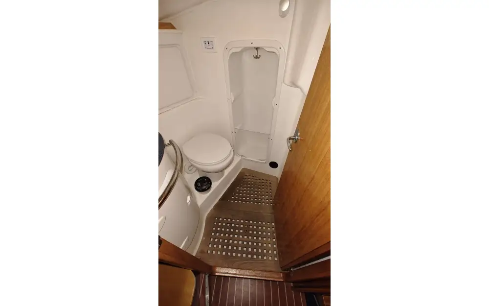 slider 8 Bavaria  37 Cruiser