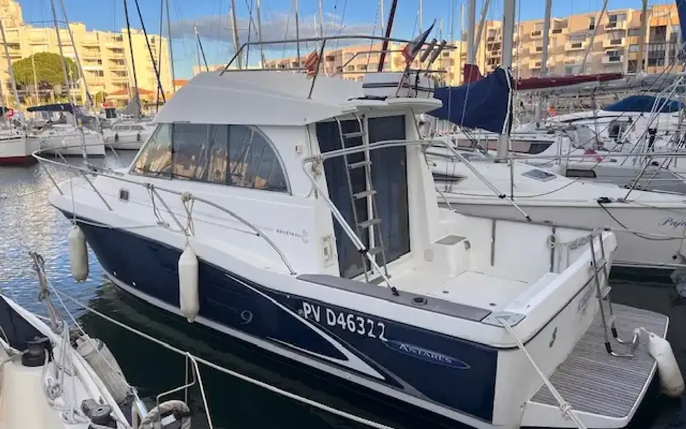 BeneteauAntares Serie 9