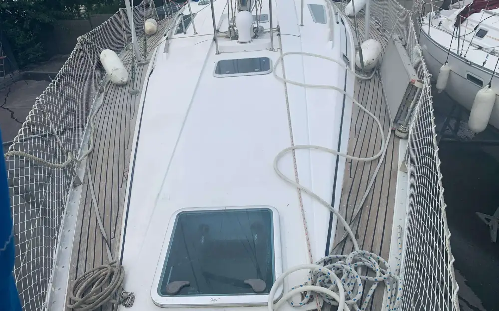 slider 12 Beneteau Oceanis 440