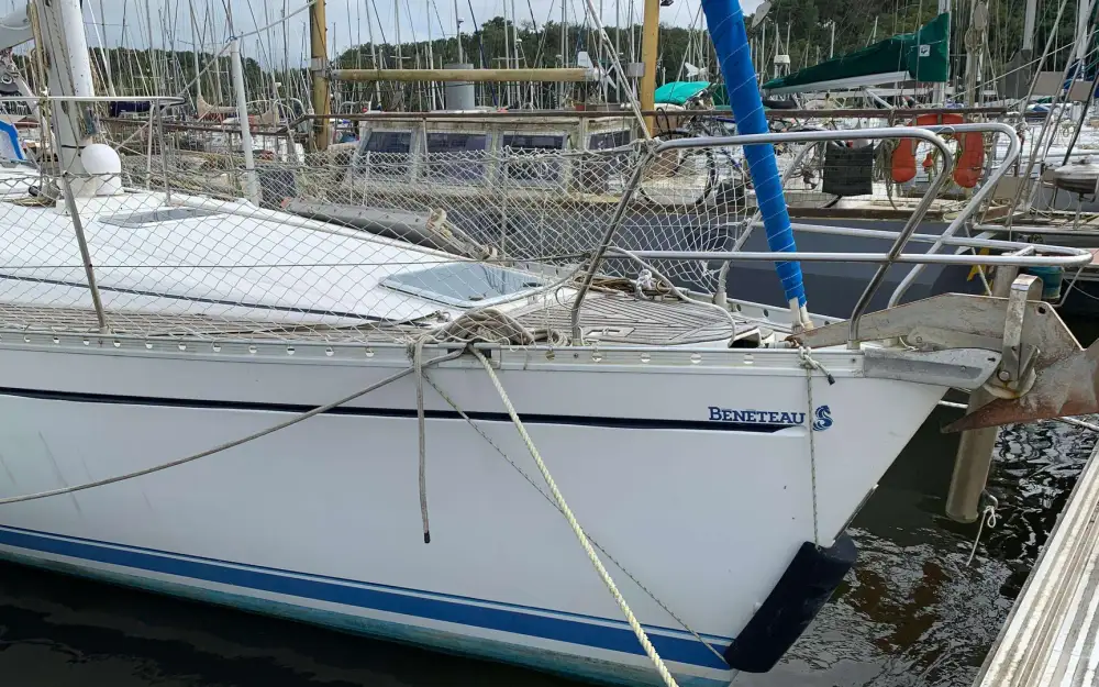 slider 19 Beneteau Oceanis 440