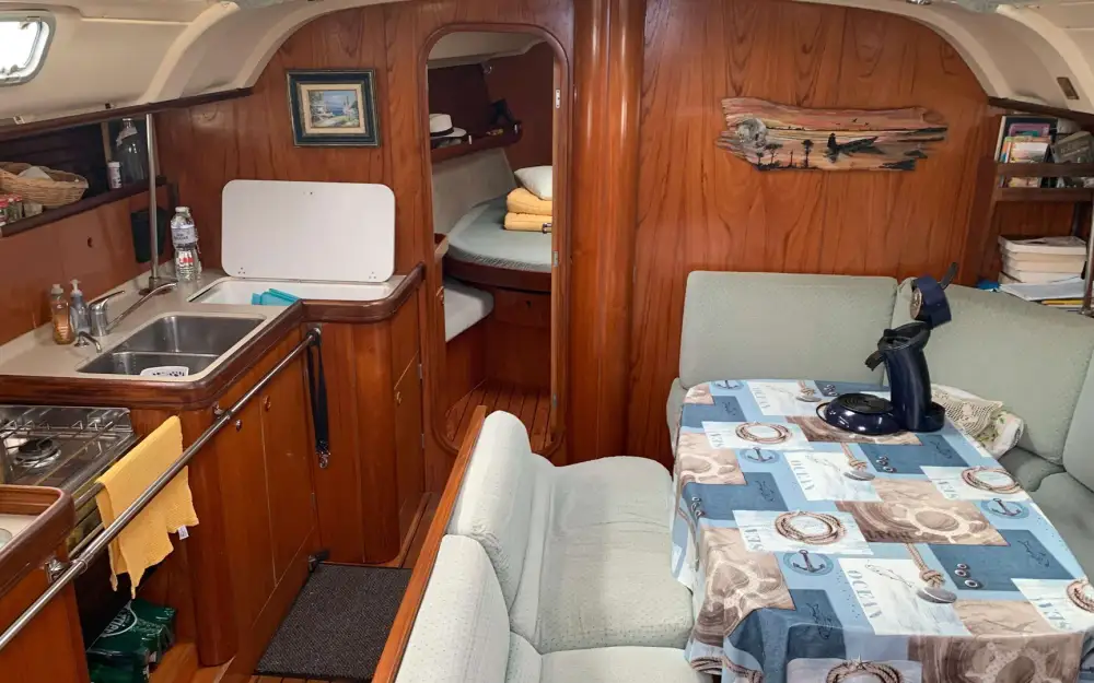slider 28 Beneteau Oceanis 440